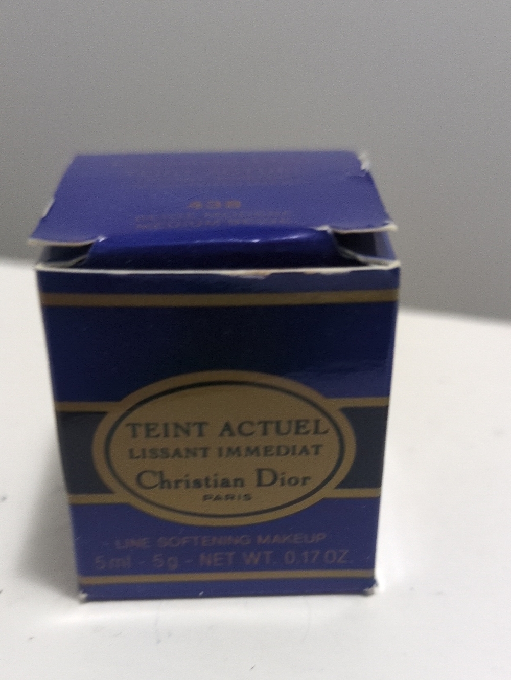 Dior Teint Actuel Lissant Immediat - Blue and Gold Packaging